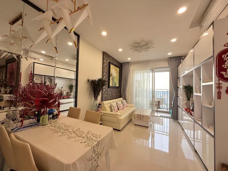 Golden mansion - căn góc 2pn 75m2 - tầng cao view thoáng + nhà đẹp - 3
