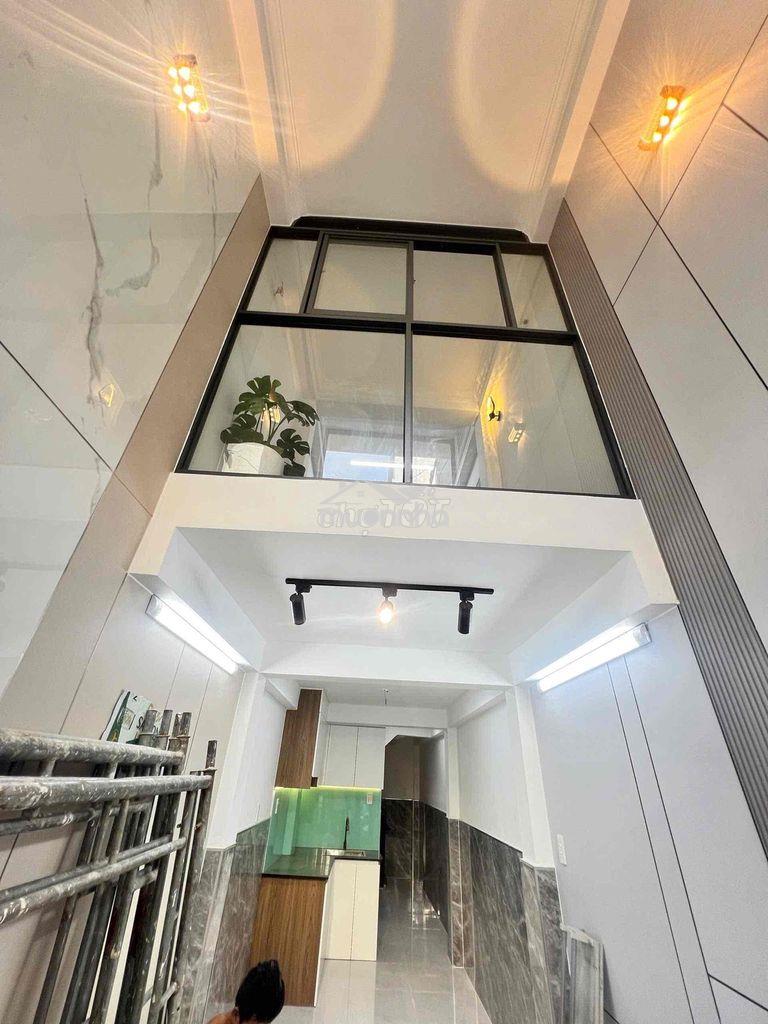 Nhà hẻm 5m lê thị bạch cát, dt: 2.3x11m 3.5tấm mới vào ở liền. 4tỷ5 - 2