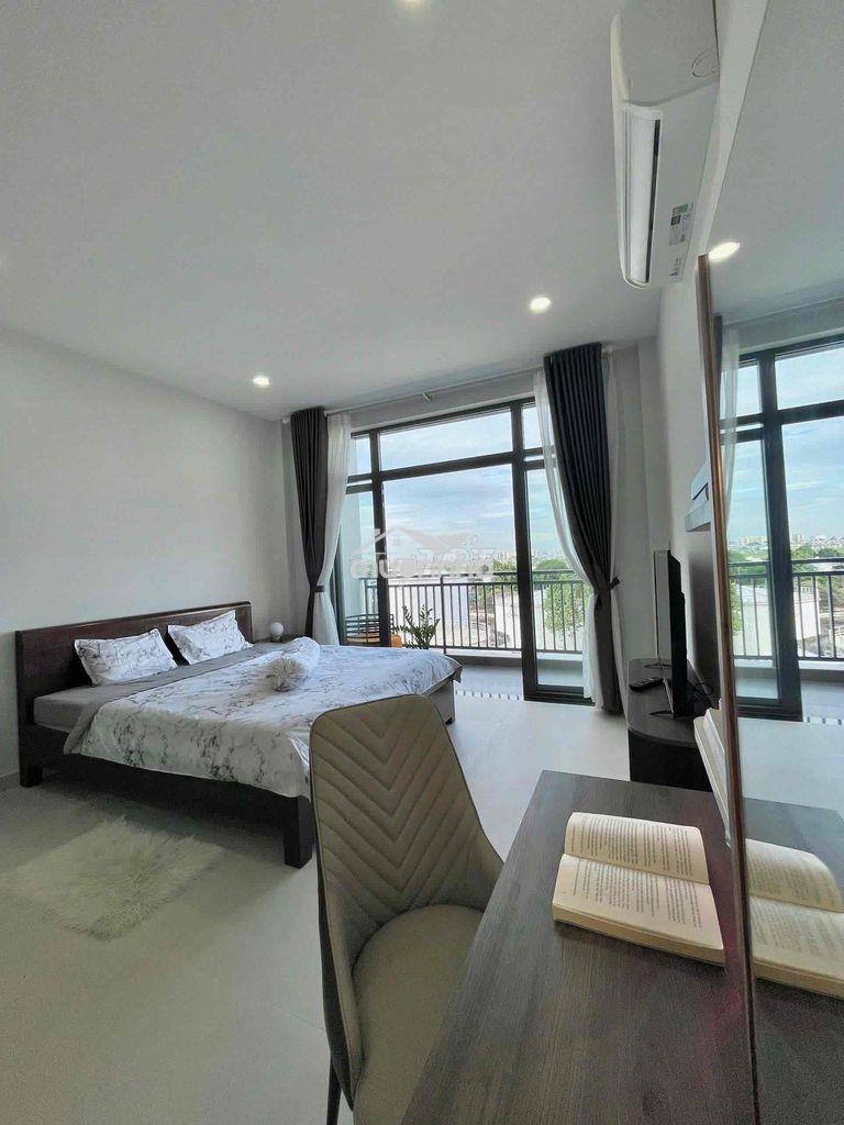 Siêu phẩm ban công cực thoáng , thang máy , full nội thất - Ảnh 2