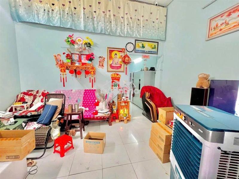 💥Bán căn nhà gác lửng dọn vào ở ngay dt 59m2 ở gần chợ bắp 735 triệu.