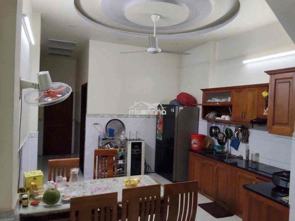 Cho thuê nhà 1 trệt 2 lầu mặt tiền đường 10m thông - 4