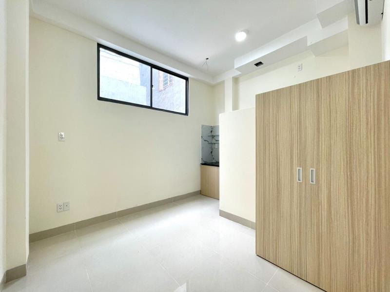 Phòng thoáng đẹp mới xây ngay bùi đình túy