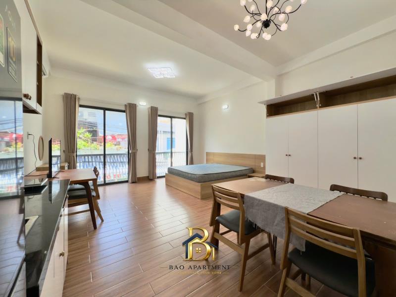 Studio 2 ban công | rộng 45m2 - full tiện nghi ngay bảy hiền - lý thường kiệt