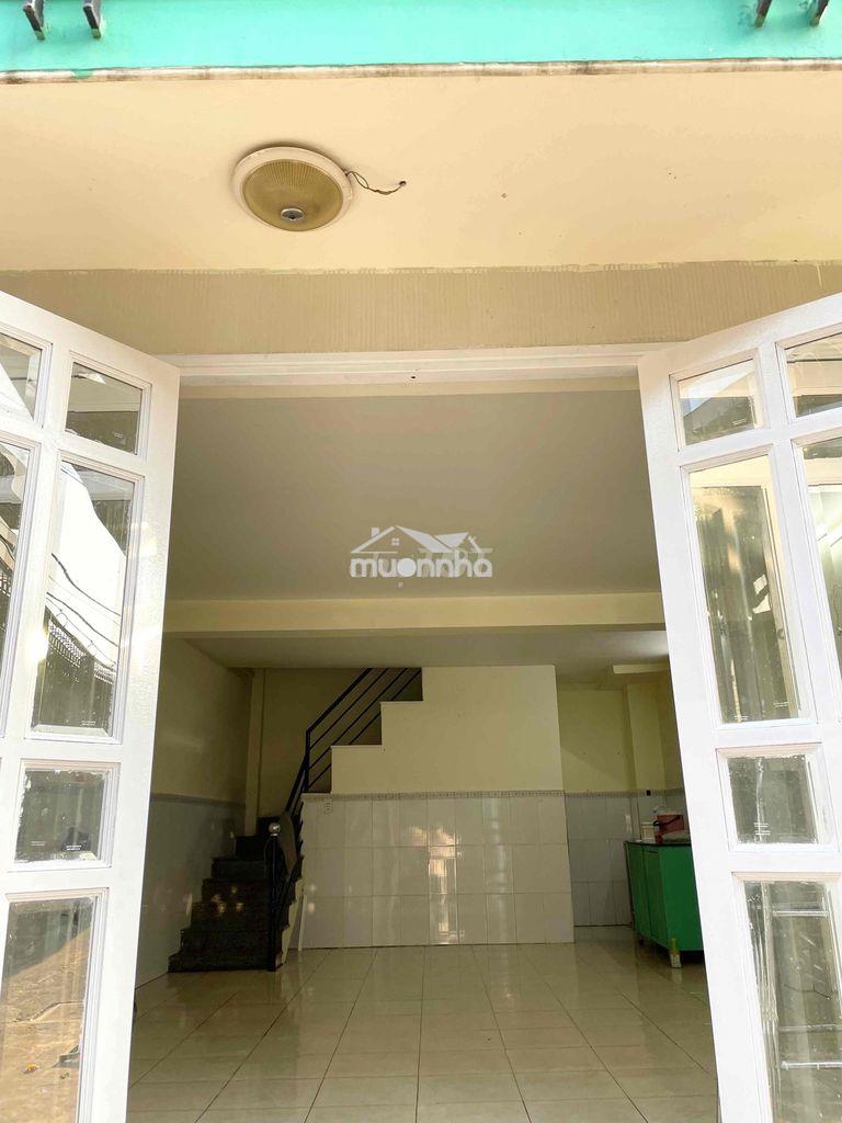 Nhà trống dọn vào ỏ trong ngày - Ảnh 2