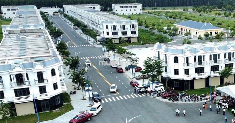 Bán đất kđt thăng long bàu bàng 70m2 full thổ cư, sổ sẳn, giá 750tr