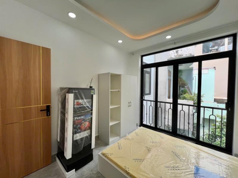 Cho thuê nhà mới ban công full nội thất đường bạch đằng gần uef, hutech , hồng bàng , gtvt và hàng xanh - Ảnh 4