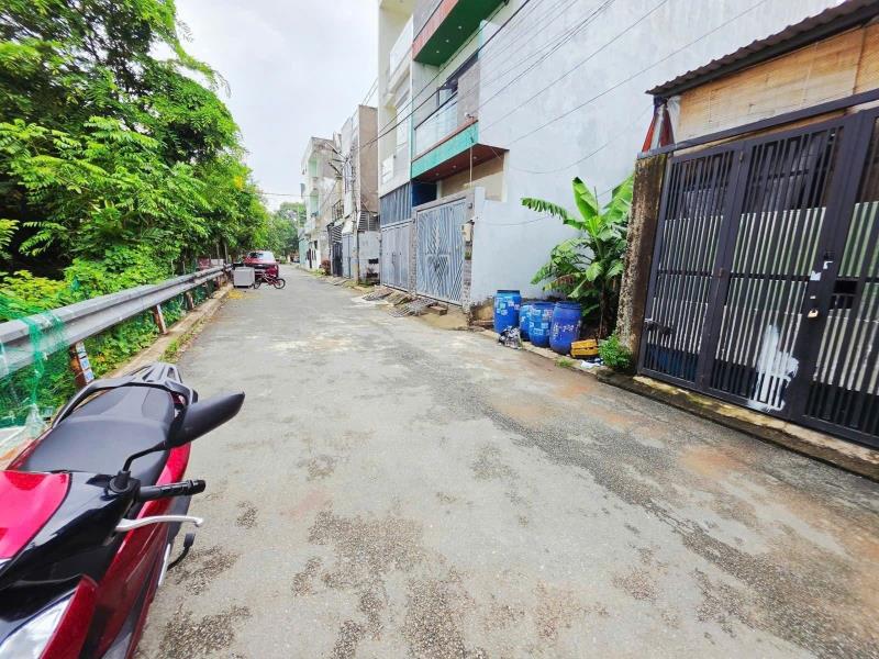 Bán đất phân lô hẻm 185 ngô chí quốc - hẻm chỉ 1 dãy nhà rất nhiều chỗ đậu ô tô - Ảnh 3