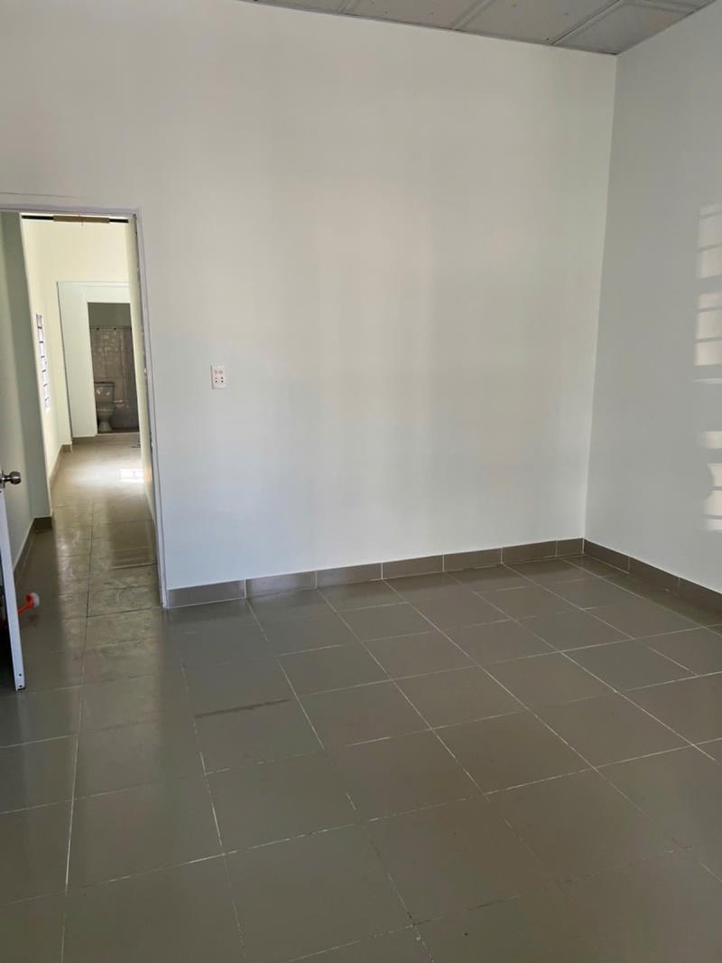 Bán nhà gần mặt tiền thạnh xuân - 52m2 - hẻm thông - chỉ 3.x tỉ - Ảnh 3