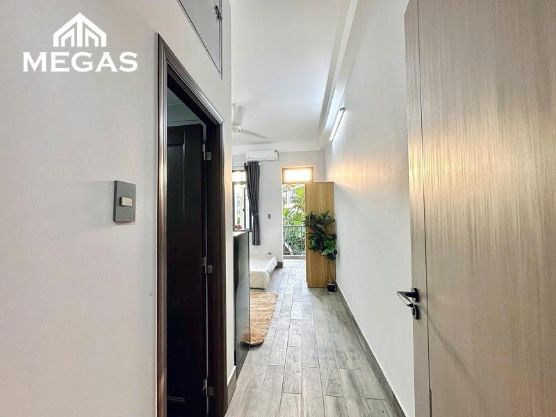 Studio ban công & cửa sổ full nội thất | âu cơ - lạc long quân | rộng 35m2