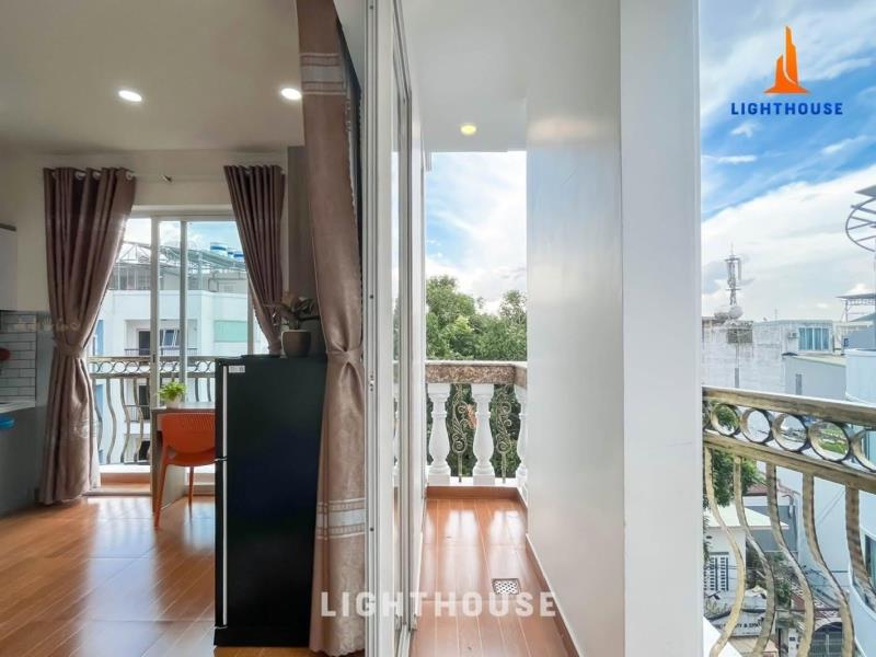 Cho thuê căn hộ studio ban công 2 mặt tiền ngay khu k300 gần vòng xoay lăng cha cả và chợ hoàng hoa thám - Ảnh 4