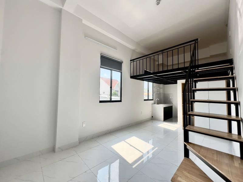 Cho thuê căn hộ duplex cửa sổ gác thoáng gần vaa và vhu 5p đi xe - gần chợ hoàng hoa thám-khu k300 và bàu cát đồng đen tân bình tân phú - Ảnh 2
