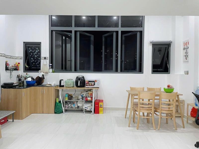 Căn duplex cửa sổ rộng - Ảnh 2