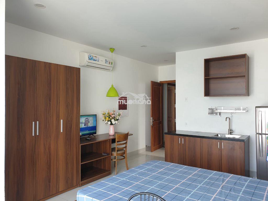 Studio full nội thất cao cấp ngã 4 hàng xanh view đẹp thoáng mát - Ảnh 2