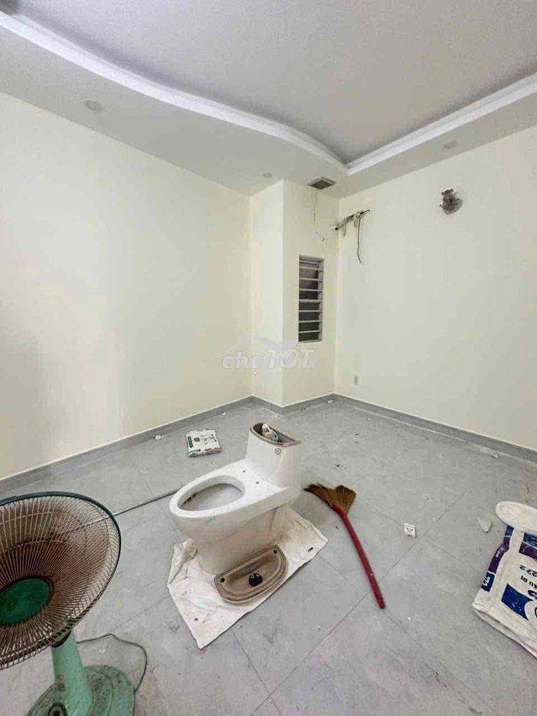 Thơm! 54m² (4,5×12,5m) | dtsd 150m² | 3pn | 3wc | hxh | 13tr/tháng - Ảnh 4
