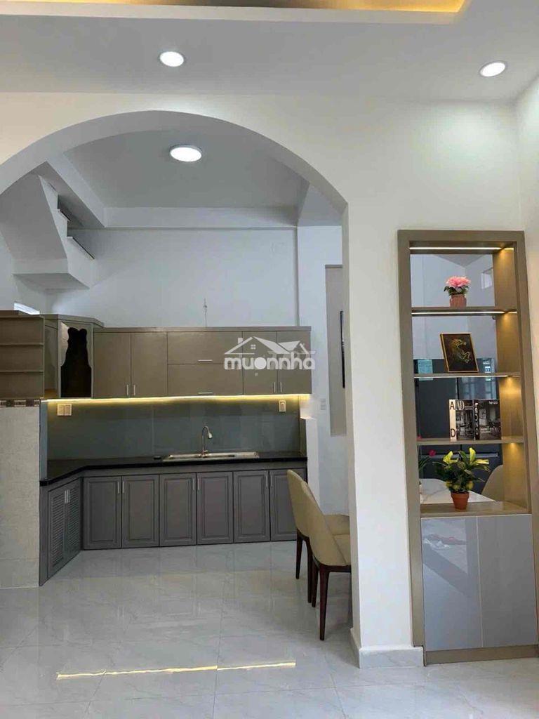 Nhà hẻm xe hơi - ngay cv làng hoa - 52m2 - 5.35 tỷ - 2