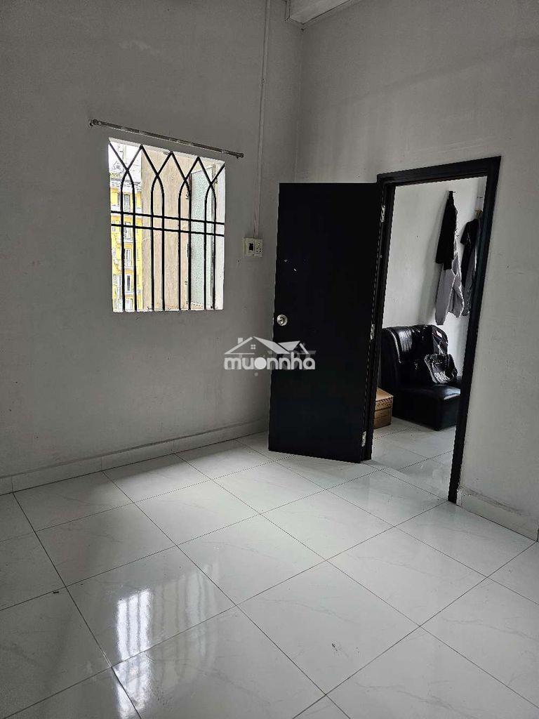 Căn hộ mặt phố q1-trần hưng đạo-ngang 7m×10m-lầu 3 thang bộ