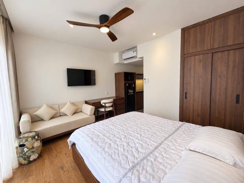 Cho thuê studio cửa sổ thoáng hai bà trưng, quận 3 – gần võ thị sáu - hang máy – dọn phòng hằng tuần  - gần cầu kiệu, chợ tân định, đh ueh viện isp
