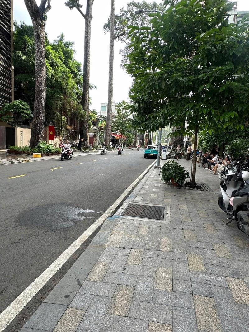 Cho thuê mặt bằng sương nguyệt ánh quận 1 – 200m² – giá 4.500 usd - Ảnh 3