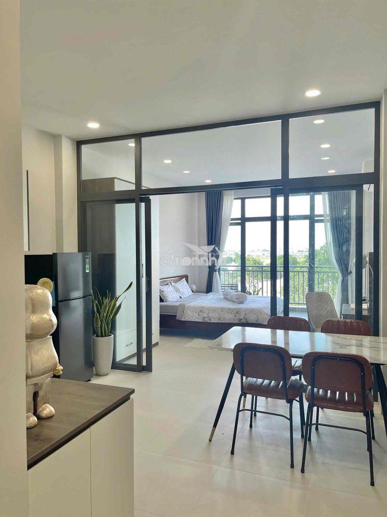 Siêu phẩm ban công cực thoáng , thang máy , full nội thất - Ảnh 4