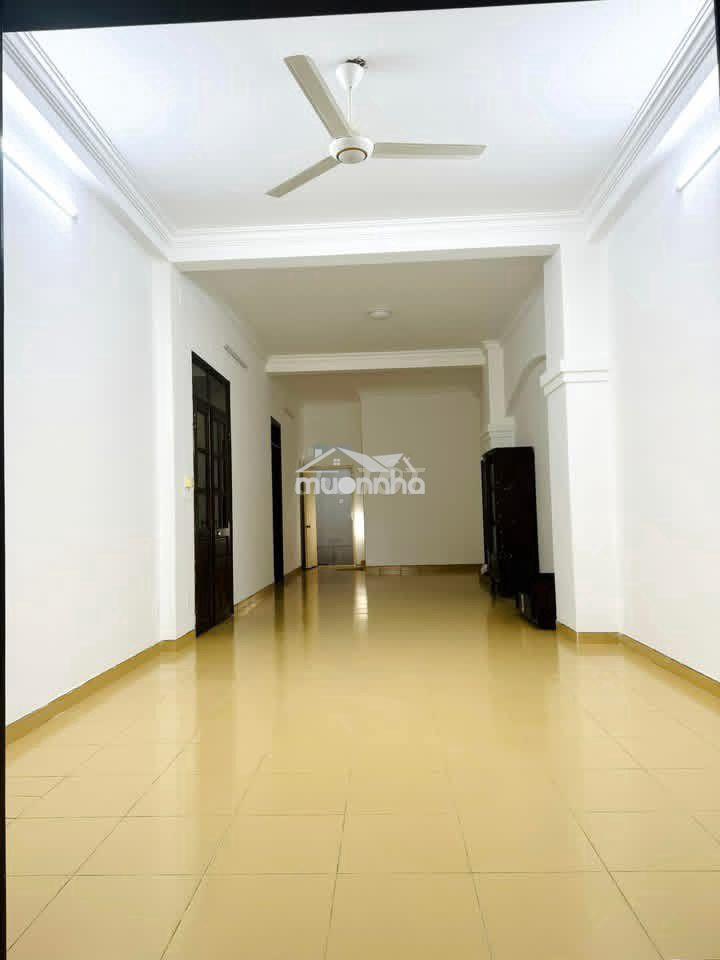 Cho thuê tầng trệt khu dân cư nam long, phù hợp để ở, làm văn phòng