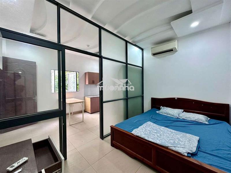 Cho thuê 1 phòng ngủ tách bếp - full nội thất, gần cầu sài gòn