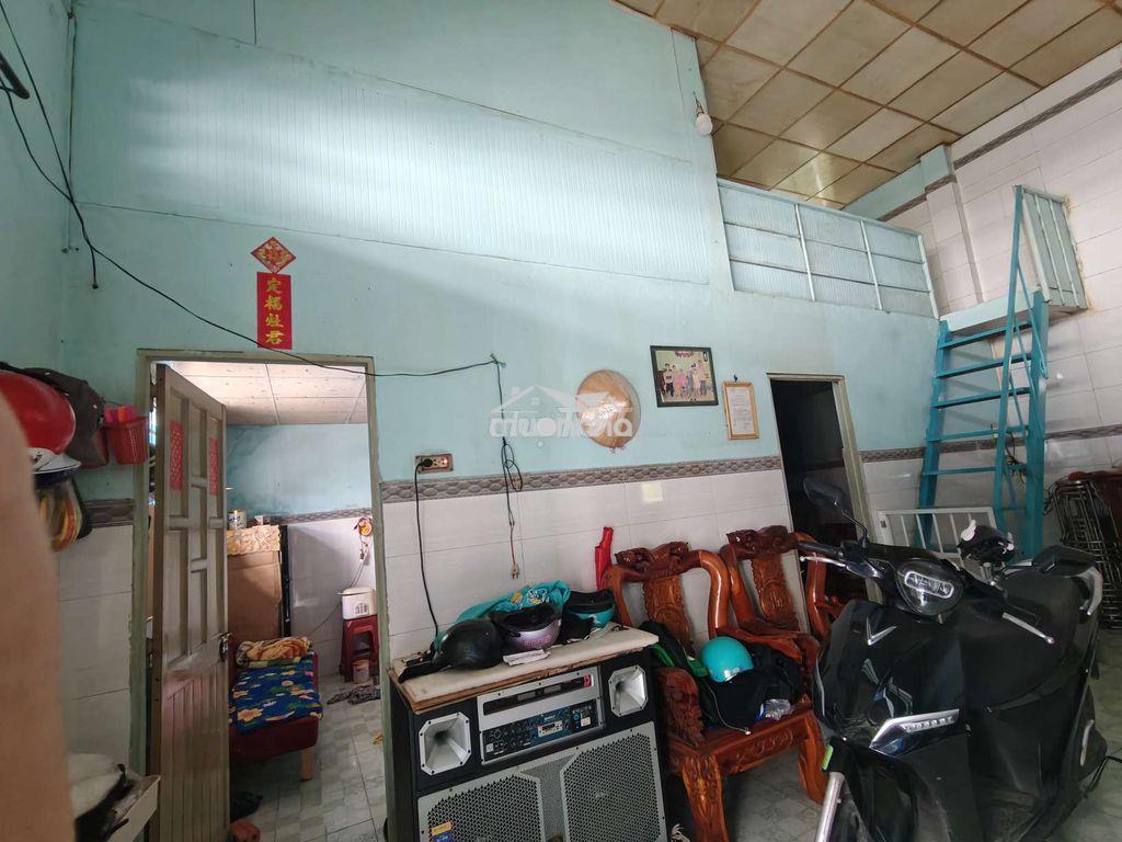 Bán nhà chính chủ sổ hồng riêng ngay chợ hóc môn đường trưng nữ vương  - 4
