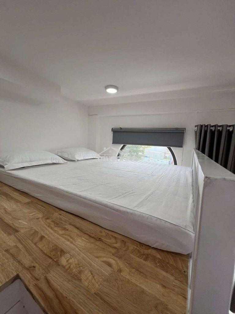 Cho thuê căn gác, ban công lớn, full nội thất tại bình thạnh gần hiu - Ảnh 3