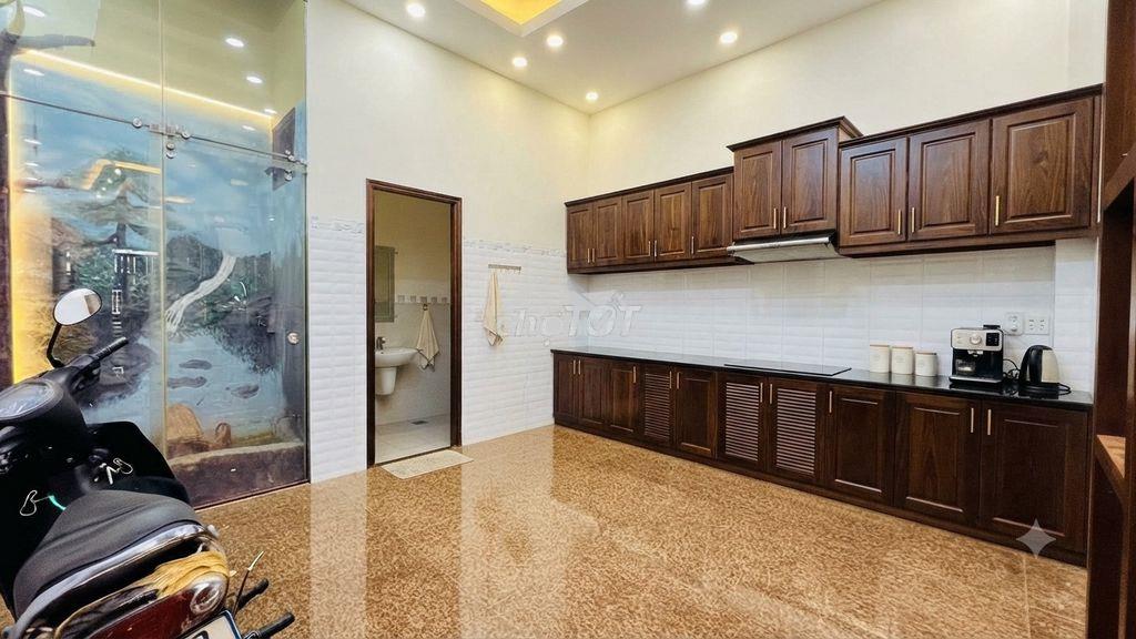 Ngang 4.7m - 75m² - 4 tầng - hẻm xe hơi tránh - phan huy ích - 10p ra - Ảnh 3