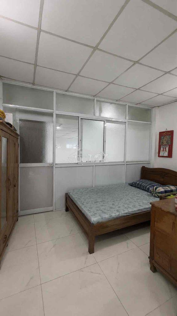 Chính chủ cần bán nhà 2 tầng - 50m2 - 3pn - hẻm xe hơi - 2