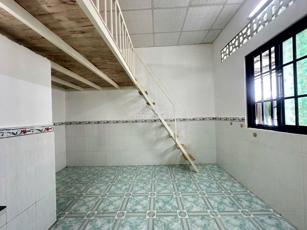 Dupex cửa sổ ngay cầu chữ y, đh sài gòn, tiện qua q1, 5 mất 5 phút - Ảnh 4