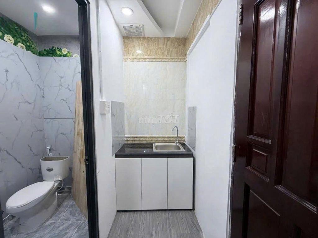 1pn riêng tách bếp full nội thất cửa sổ đường xe hơi cách pxl 100m - Ảnh 3