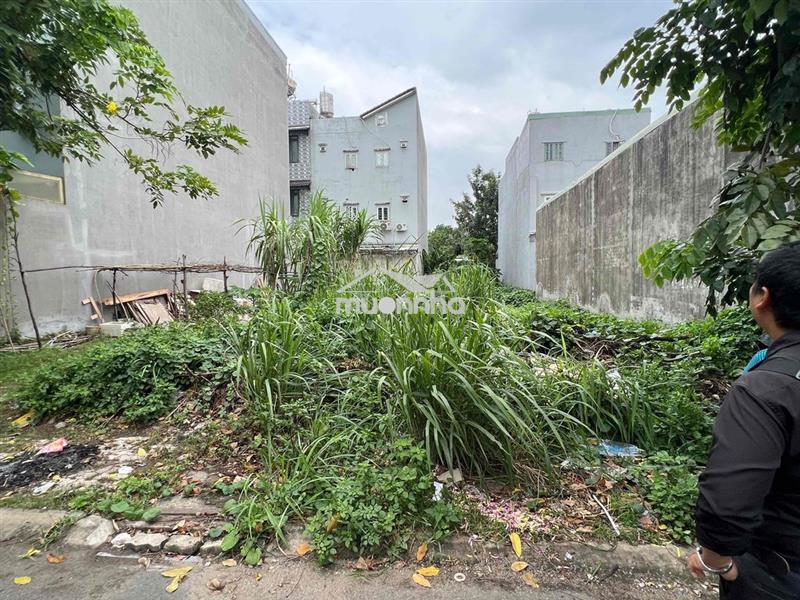 Cần bán suất mua lô đất 147m2 sau chợ nông sản thủ đức