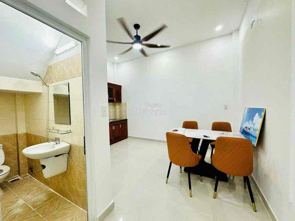 Cho thuê nhà hà huy giáp 1 lầu 2 pn 2wc - Ảnh 4