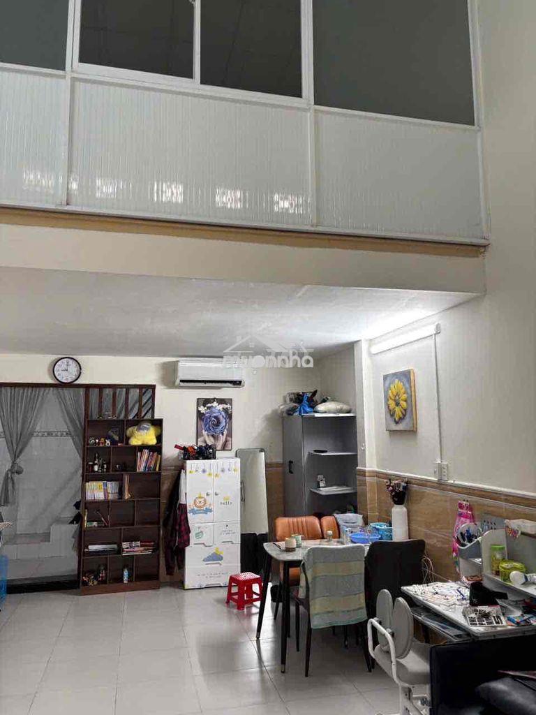 Cho thuê hẻm xe tải đường hoàng hoa thám 4x11 nhà sạch sẽ 1pn 2wc