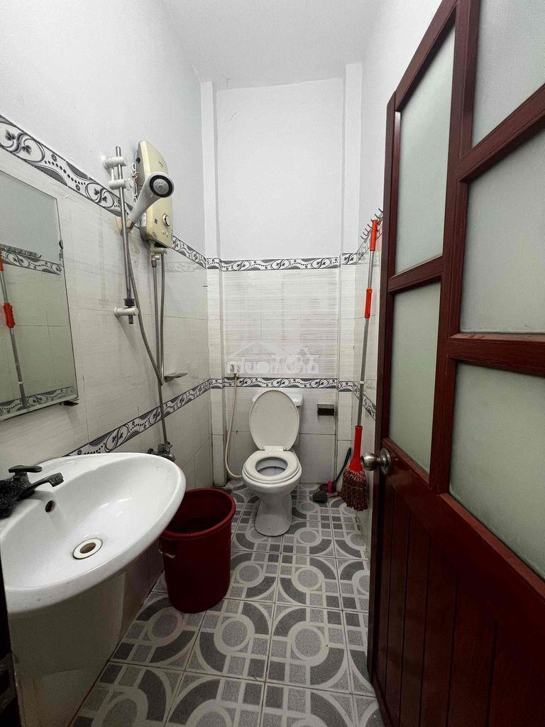 Cho thuê nhà nguyên căn lê văn thọ p11 hxh ở liền 9.5tr - Ảnh 4
