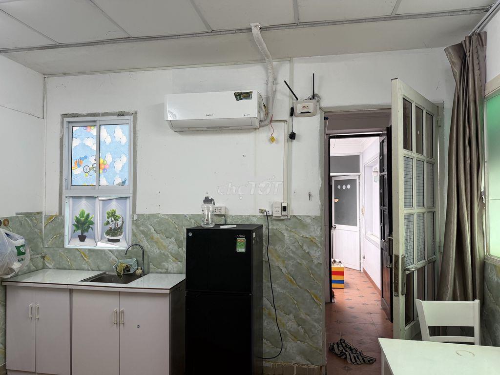 Cho thuê rẻ căn hộ dịch vụ ngay cầu lê văn sỹ quận 3 - Ảnh 2