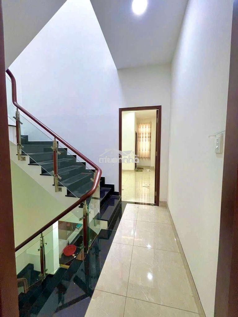 Nhà 3 tấm đường võ thị 6 đông hòa