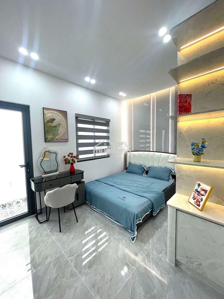 Nhà đẹp 2 tầng gần e mart - 51m² hxh - 3pn - nhỉnh 6 tỷ - 4