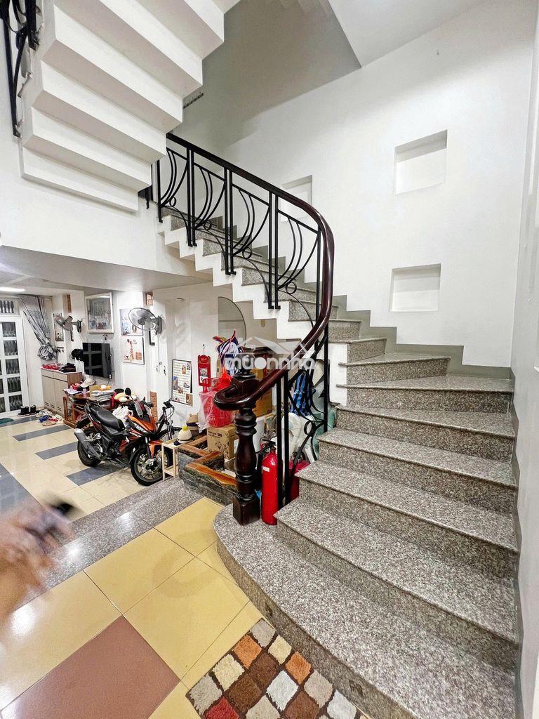 Bán nhà chính chủ 5x14 sát mt huỳnh văn bánh phú nhuận