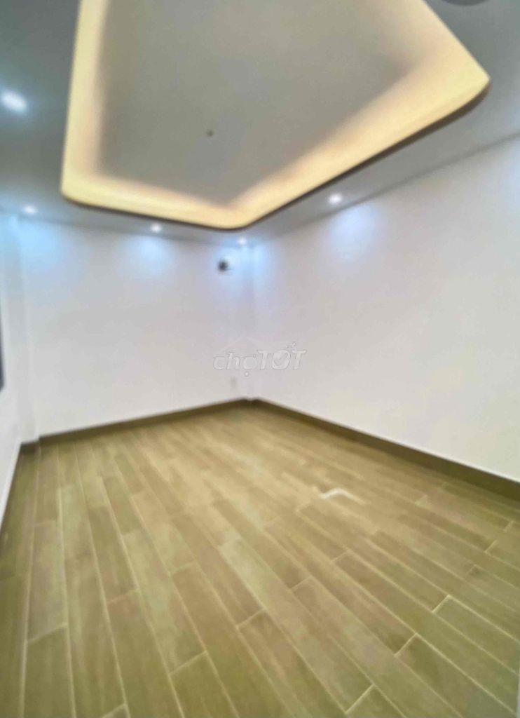Hẻm 5m nguyễn thiện thuật quận 3, ngang 4x4m 2 tầng - Ảnh 2