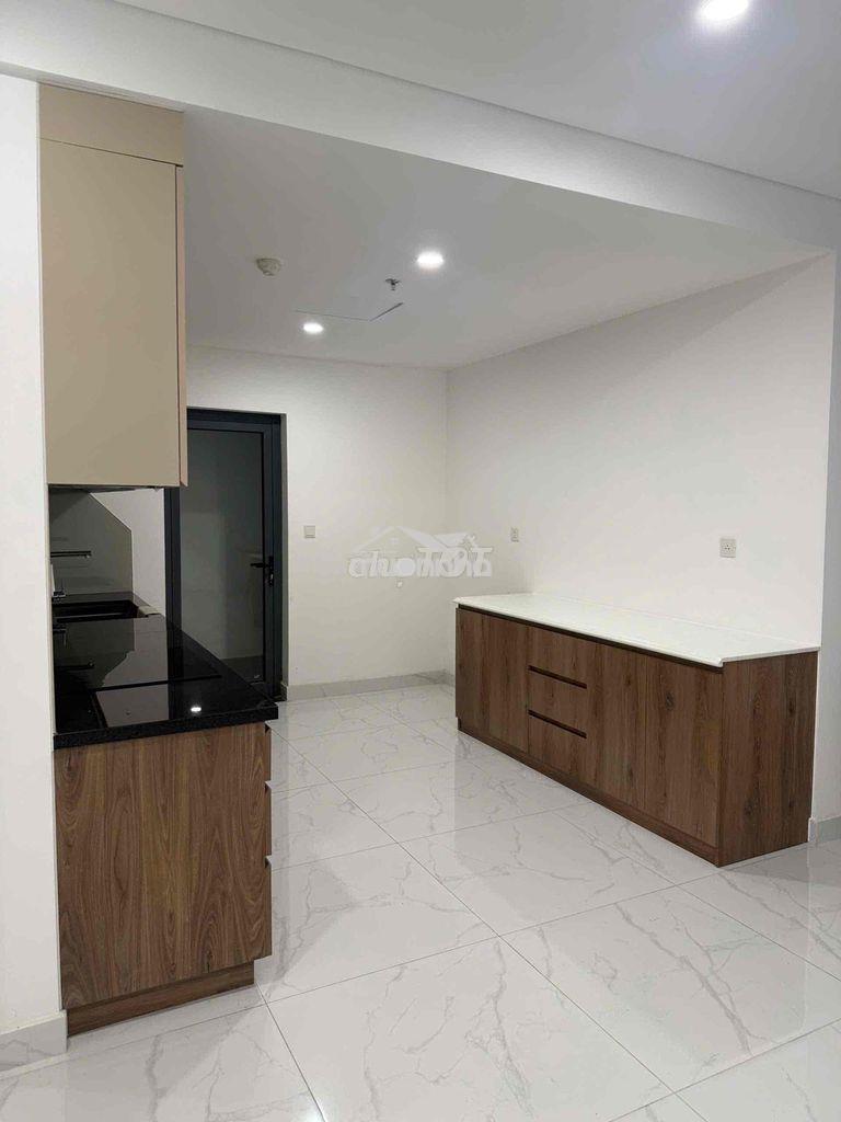 Cho thuê sky villa diamond celadon city tân phú - 160m² full nt xe đậu - 3