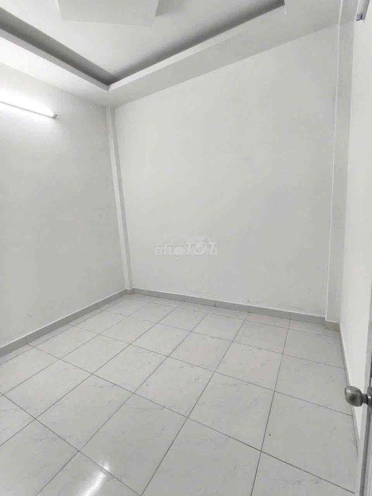 Cho thuê nhà nguyên căn hẻm oto 8 triệu - Ảnh 4