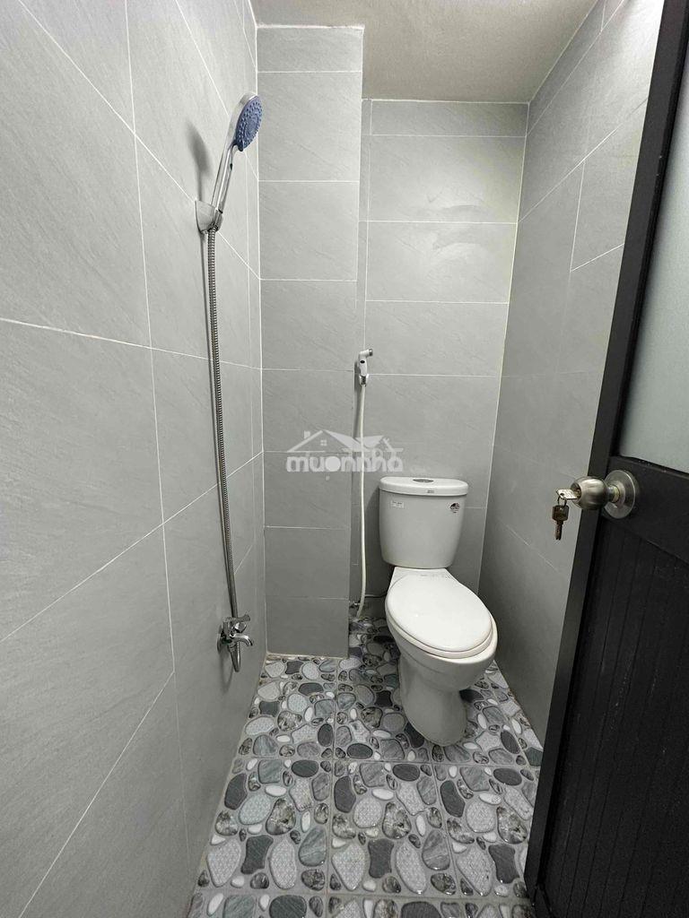 11 triệu 4 phòng quận 6 - 3m x 10m - hướng bắc - 3