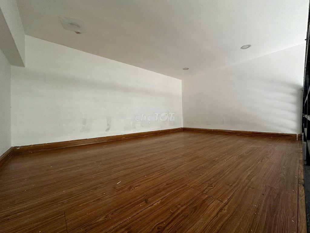 Nhà nguyên căn 2.5x5m ngay trần phú quận 5 - Ảnh 4