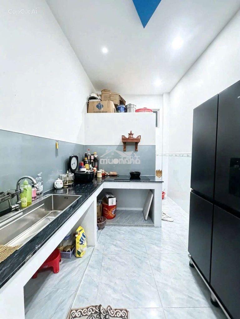 Hẻm xe hơi , 4 tầng mới tinh chỉ 3,x tỷ 