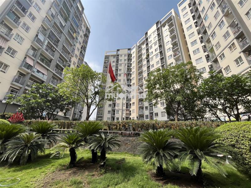 Cho thuê căn 80m2(2pn) c/c hà đô, n.v. công giá 14tr.