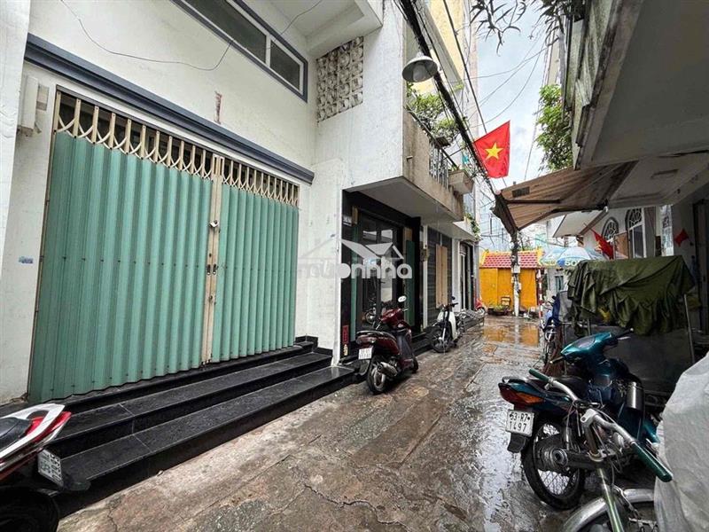 Nhỉnh 6 tỷ - hẻm 3 gác thông huỳnh văn bánh - phan đình phùng - 3 tầng