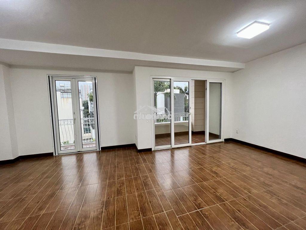 Nhà đường cộng hòa  diện tích: 7x20m hầm trệt 3 lầu, có thang máy - Ảnh 2