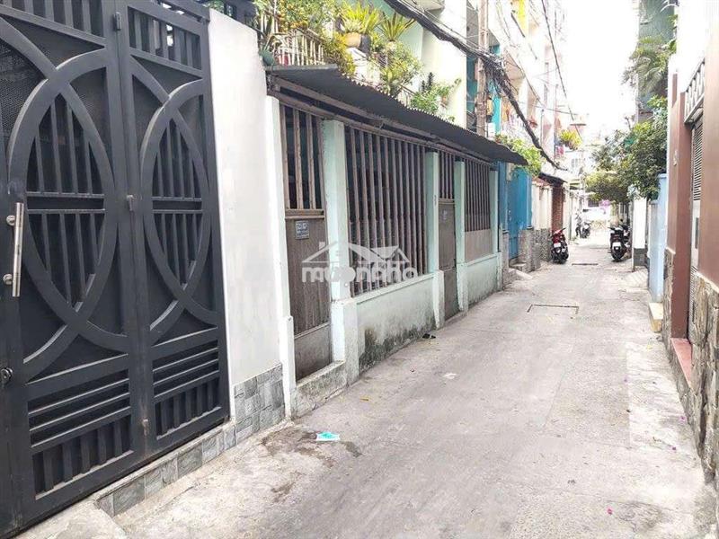 Nhà 4m x 11m 4 tầng hẻm 1/ đường cách mạng tháng 8