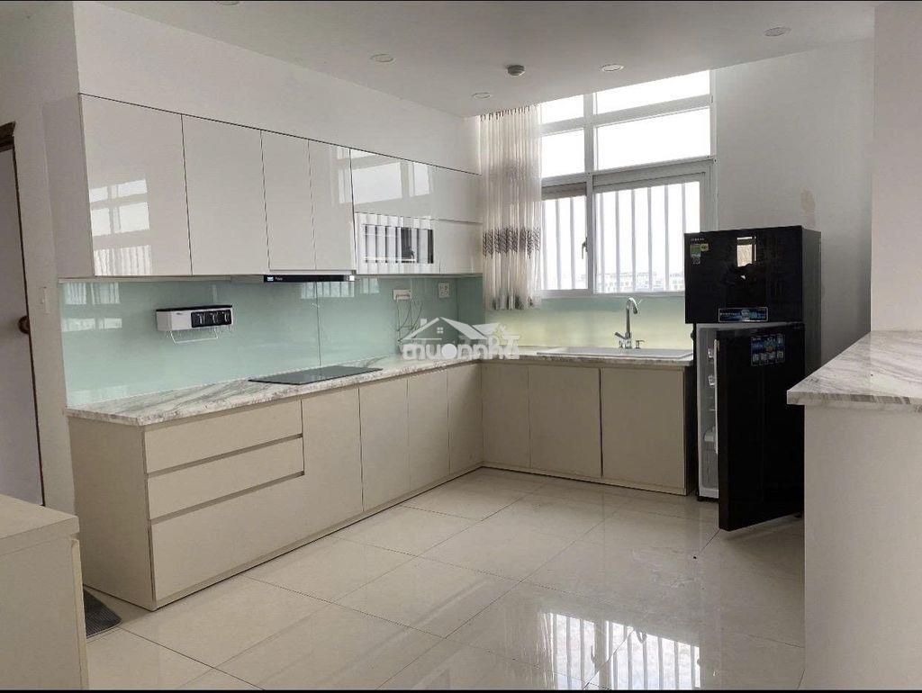 Penthouse lữ gia plaza, quận 11 - 185m, 4pn 3wc, full nội thất - Ảnh 4